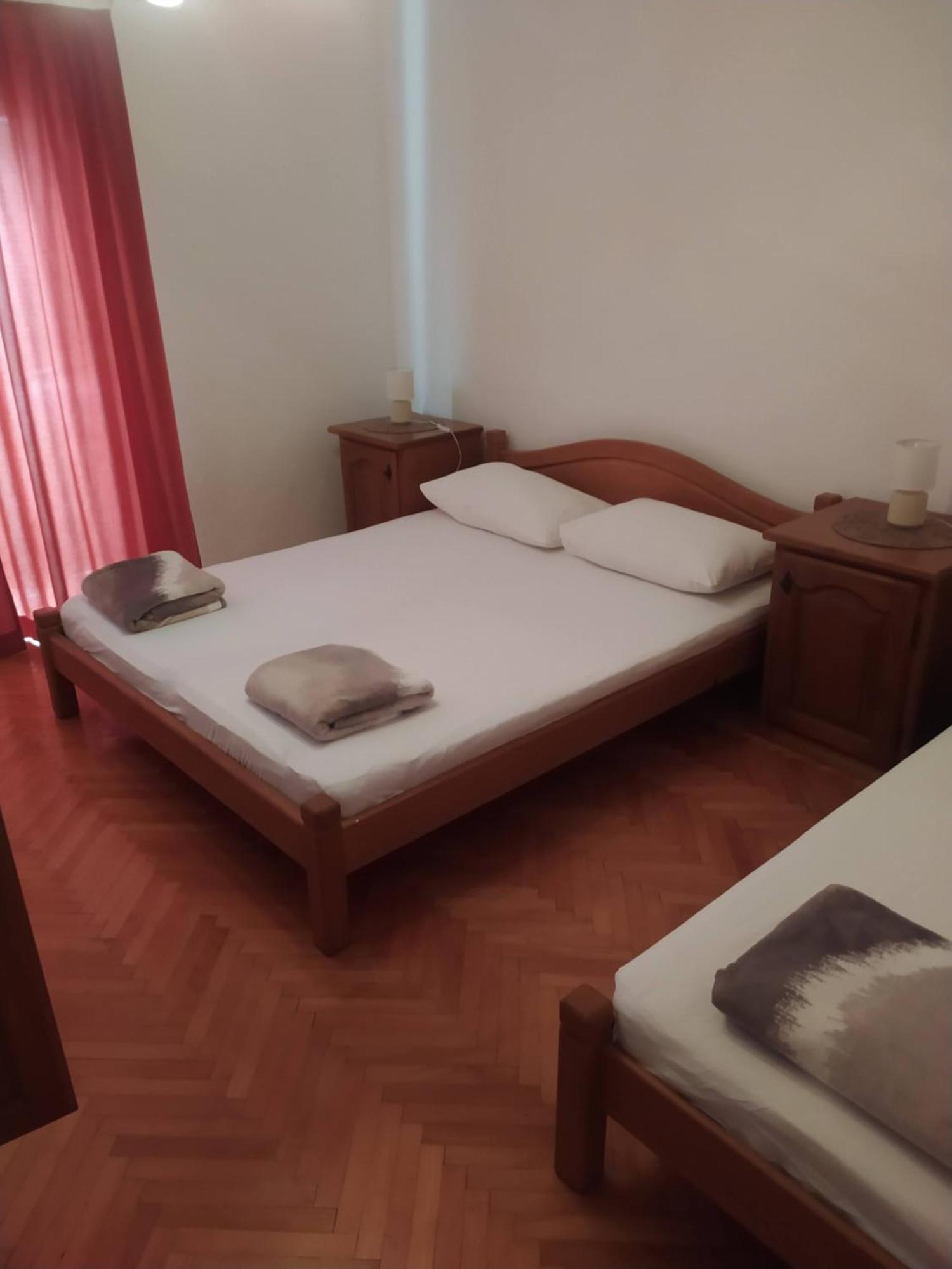 אומיס Apartments Ticinovic מראה חיצוני תמונה