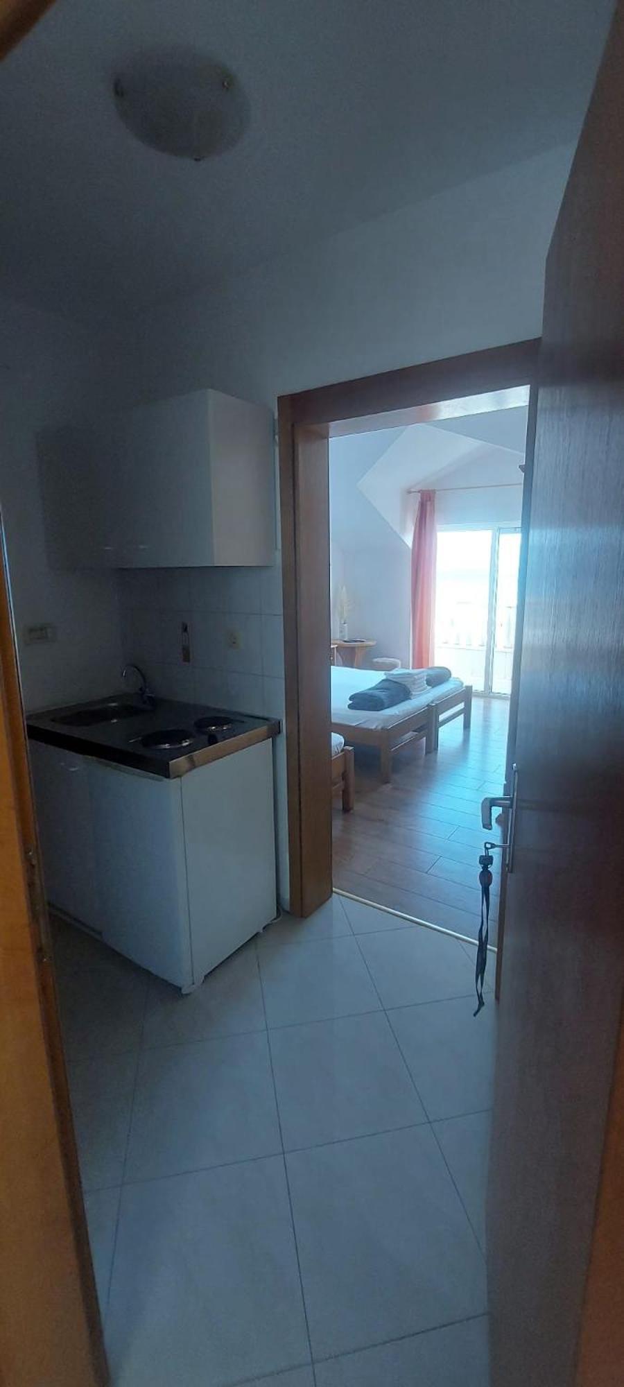 אומיס Apartments Ticinovic מראה חיצוני תמונה