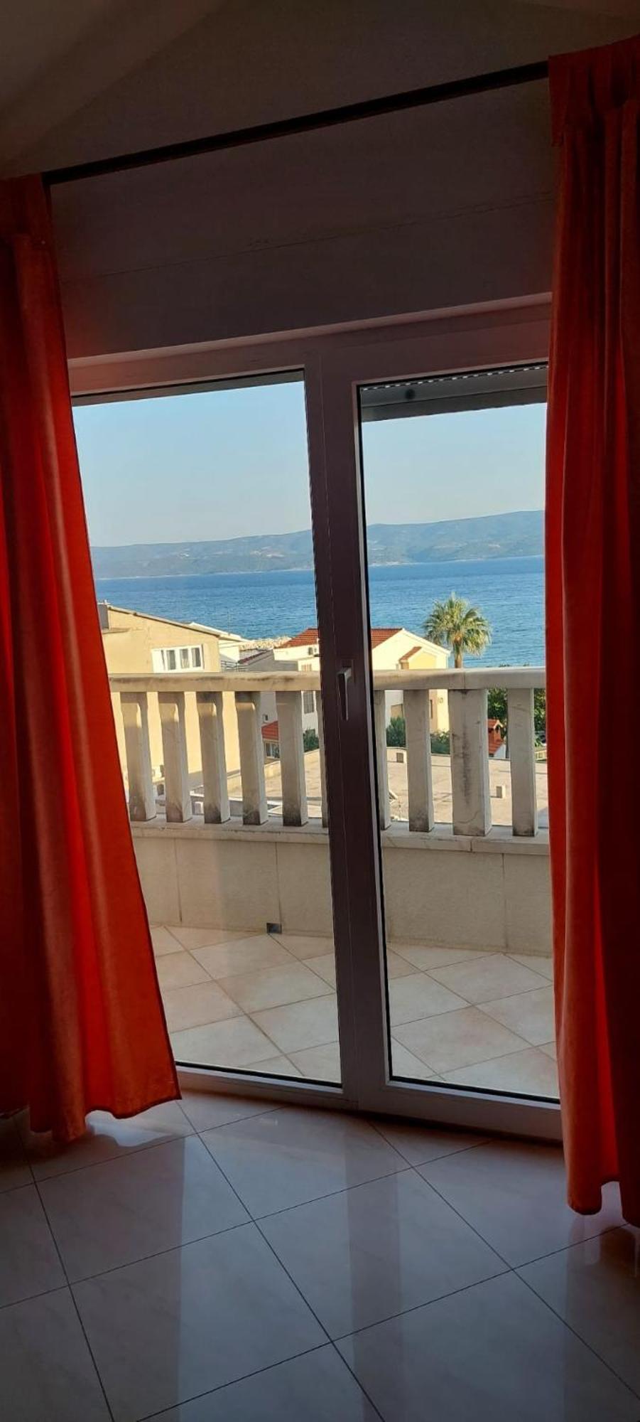 אומיס Apartments Ticinovic מראה חיצוני תמונה