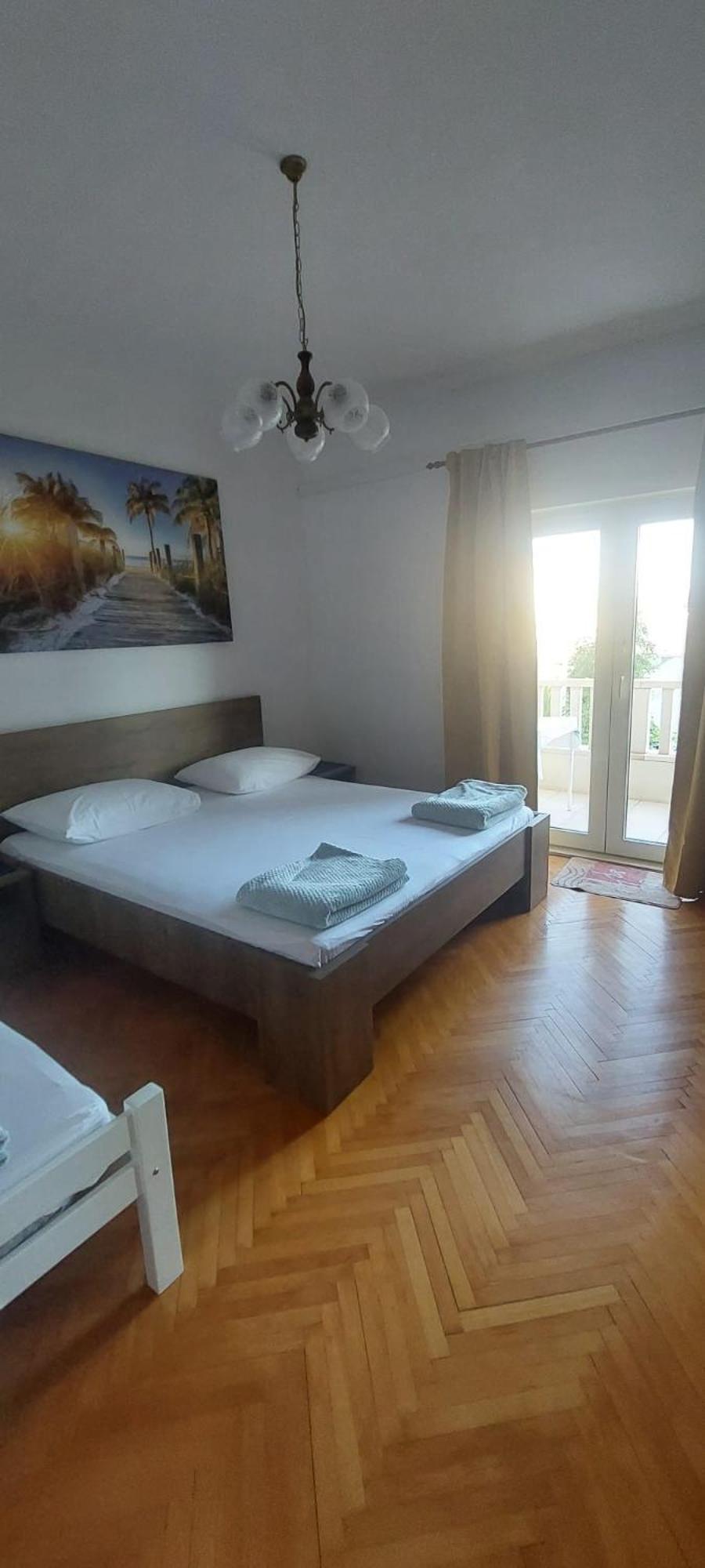אומיס Apartments Ticinovic מראה חיצוני תמונה
