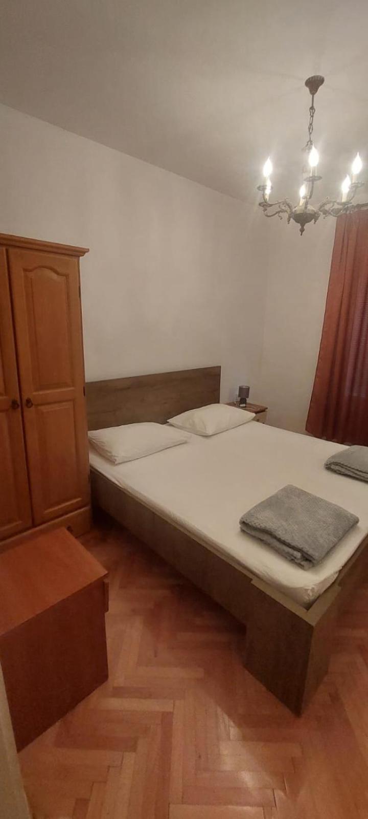אומיס Apartments Ticinovic מראה חיצוני תמונה