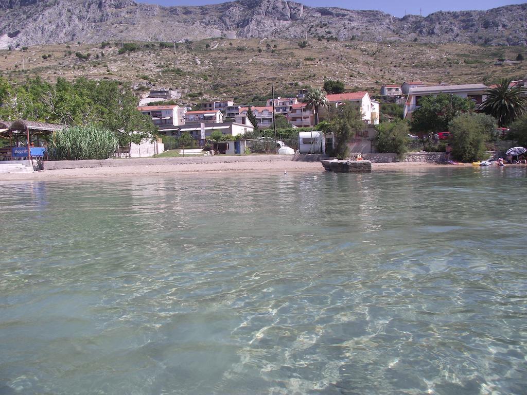 אומיס Apartments Ticinovic מראה חיצוני תמונה